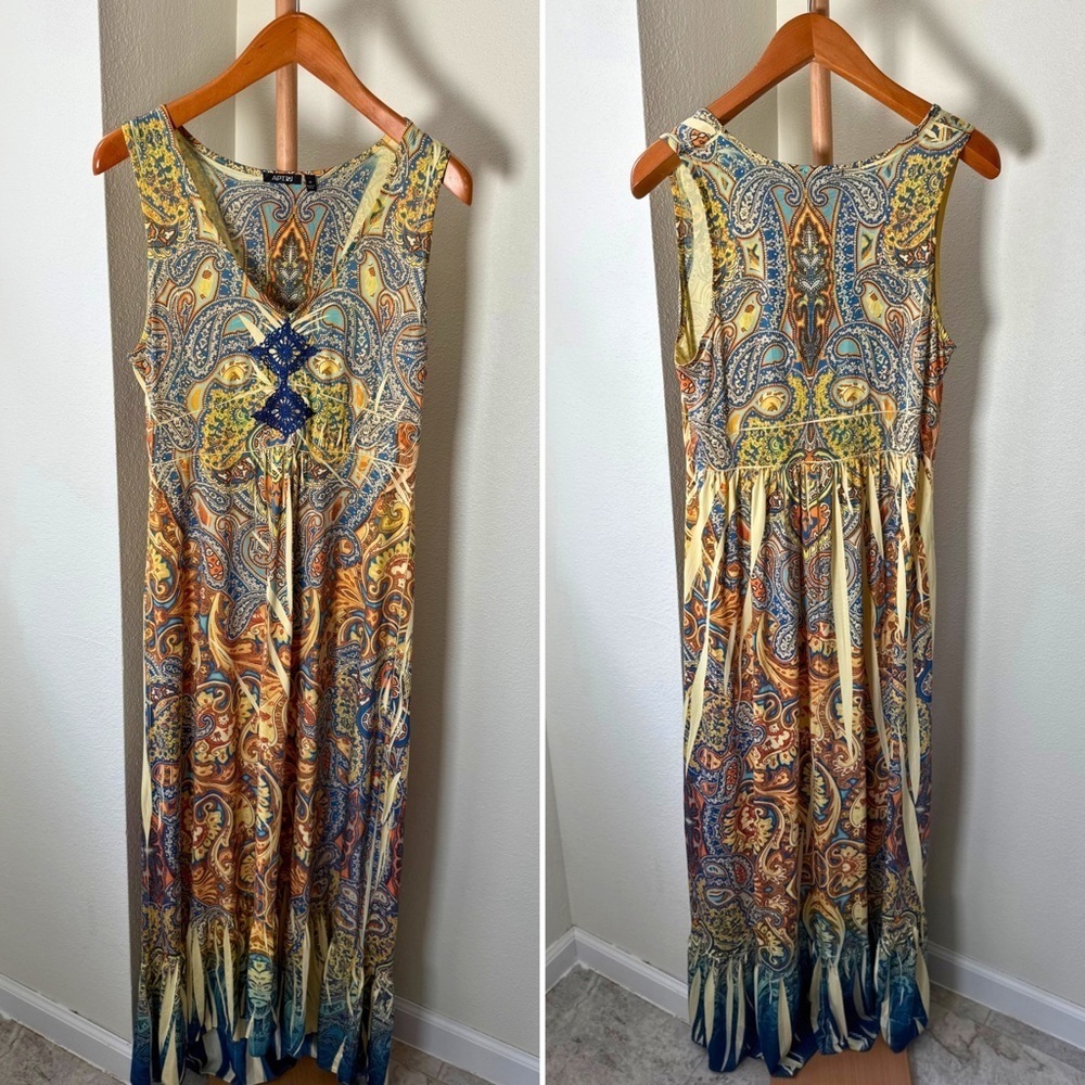 Apt. 9 Boho Multicolor Yellow Paisley V-Neck Maxi Dress Women’s Size Medium
